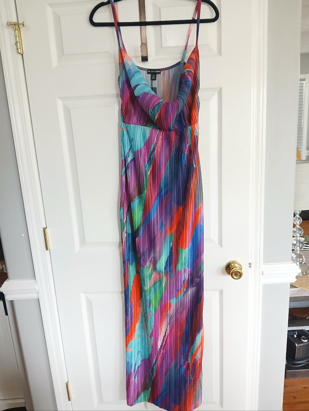 Pretty Little Things Sleeveless Multicolor Pleated Maxi Dress Resort Event Party